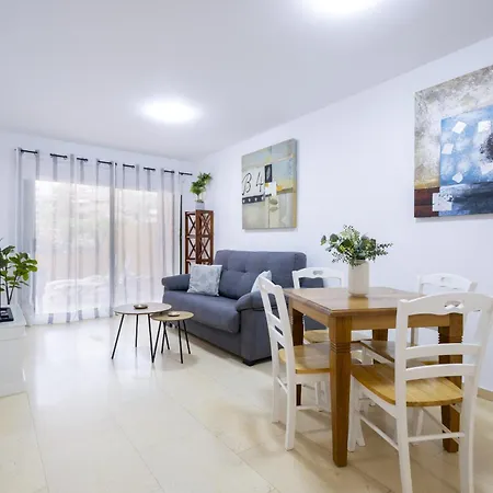 Vivienda Con Piscina En Apartmán