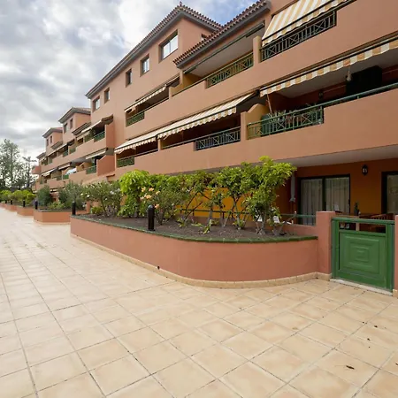 Vivienda Con Piscina En Apartmán *