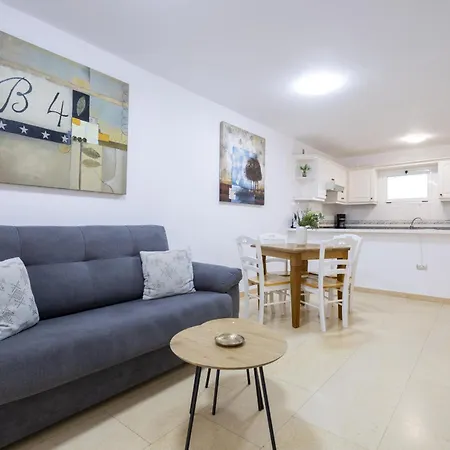 Apartmán Vivienda Con Piscina En *