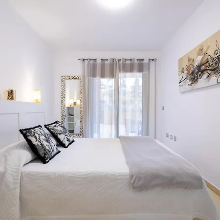 Vivienda Con Piscina En 푸에르토 드 라 크루즈